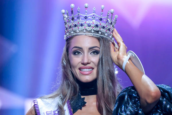 Новая Мисс Украина ответила на нападки из-за пластики: признание поражает