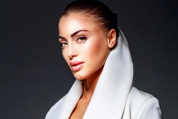 Мисс Украина 2019 призналась, когда собирается обратиться за помощью к хирургам